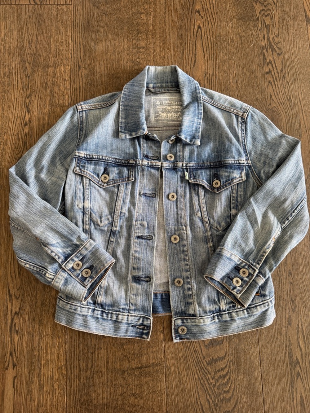 VINTAGE 1990’s Levi’s Green Tab Jean jacket size small